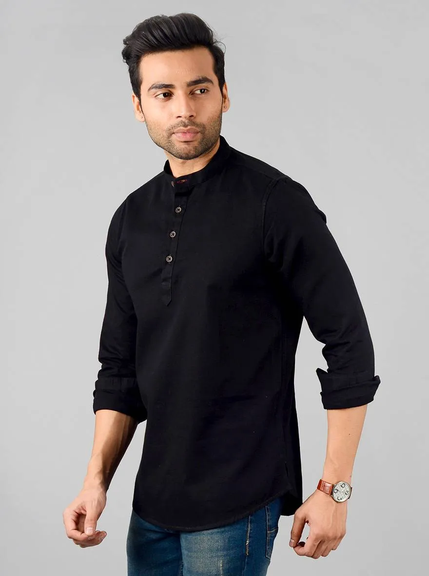 Jet Black Solid Slim Fit Short Kurta | JadeBlue