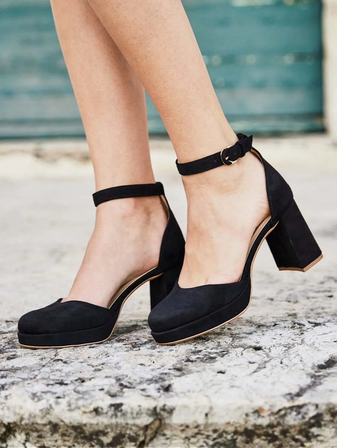 Sigh Vegan Suede Platform Heels | Black