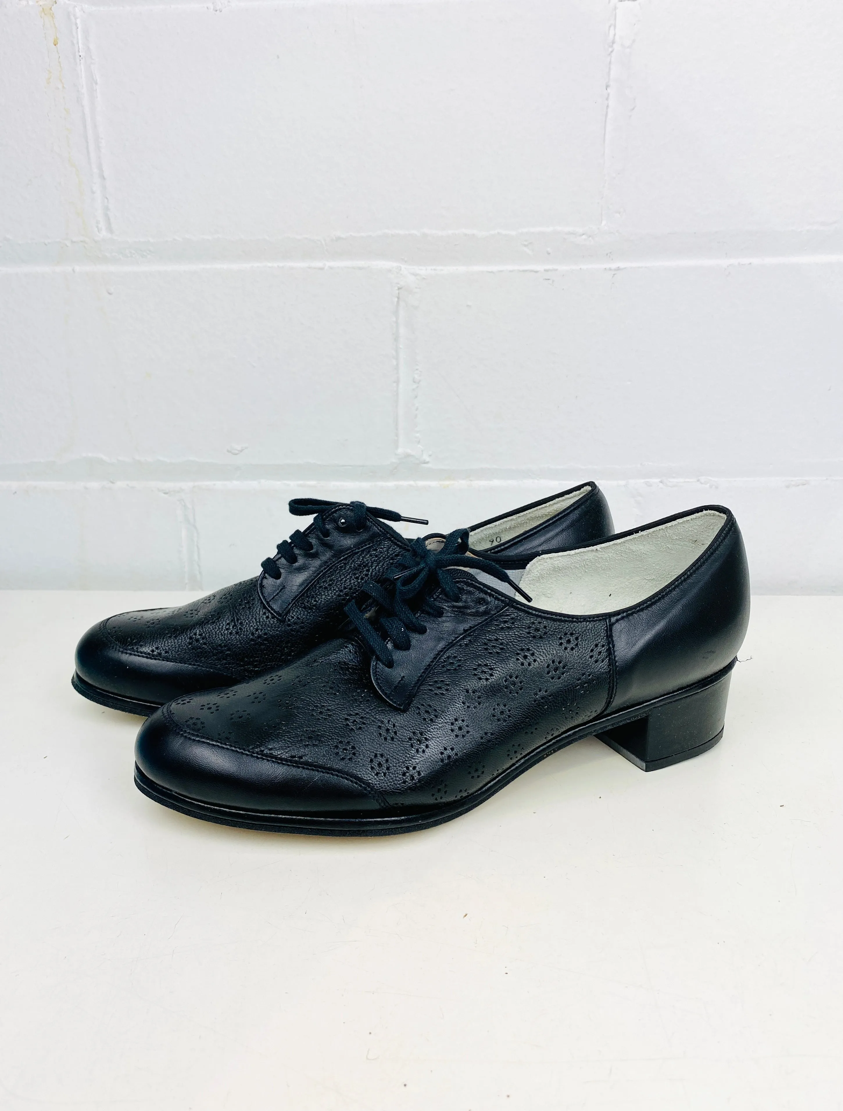 Vintage Deadstock Shoes, Women's 1980s Black Leather Cuban Heel Oxfords, NOS, 1616