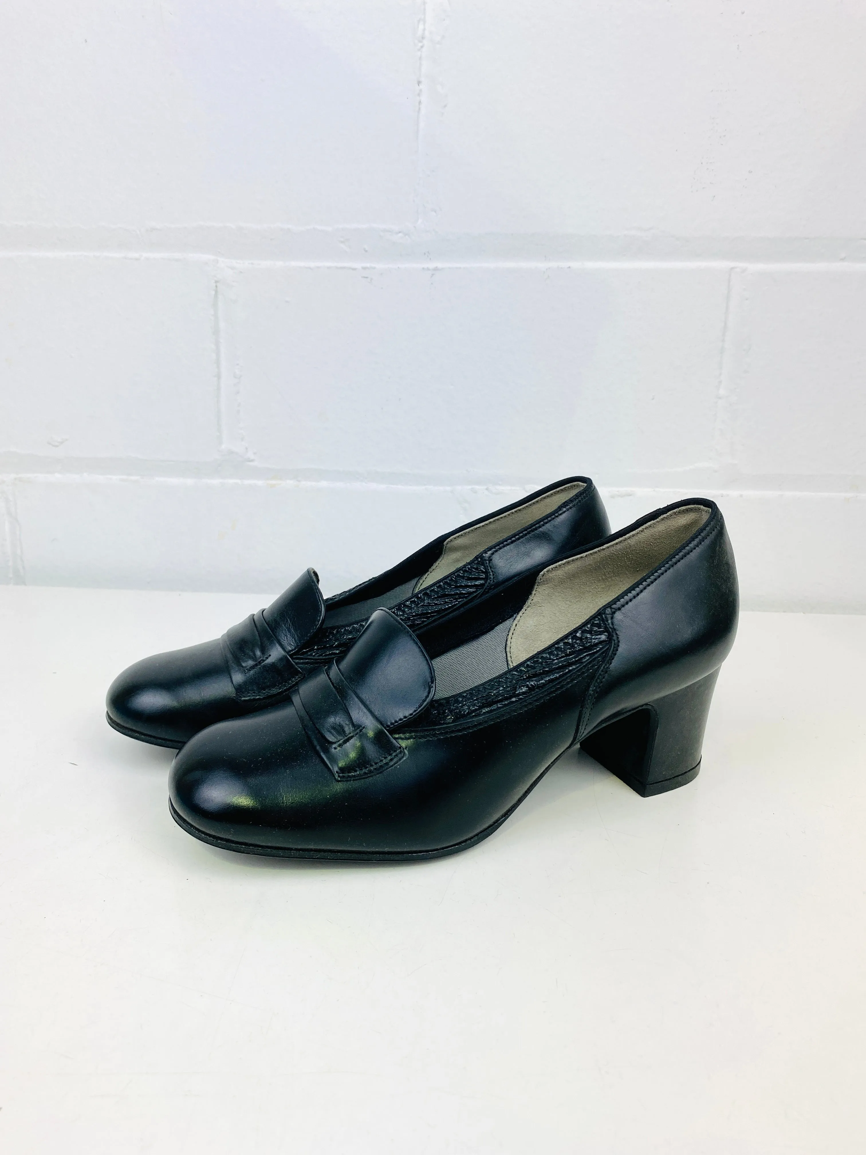 Vintage Deadstock Shoes, Women's 1980s Black Leather Cuban Heel Pumps, NOS, 7740